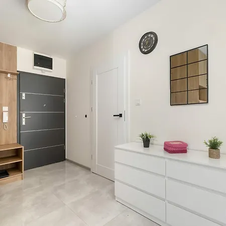 Apartmán Przytulny Blisko Plazy Z Parkingiem By Renters